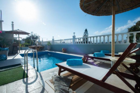Villa Virginia, heated pool, Kalamaki